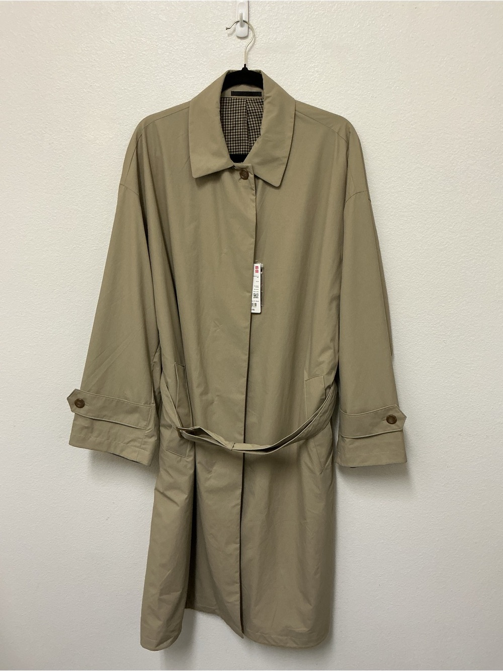Uniqlo Stone Beige Lightweight Trench Coat with Belt